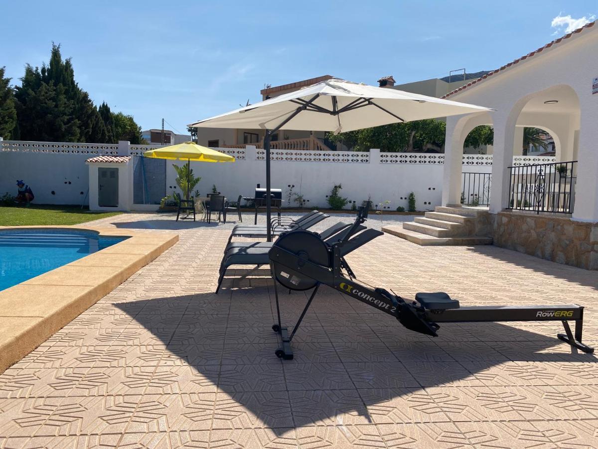 Villa Con Piscina, Soleada, Tranquila Y Centrica 卡尔佩 外观 照片