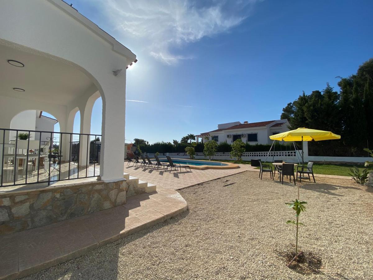 Villa Con Piscina, Soleada, Tranquila Y Centrica 卡尔佩 外观 照片