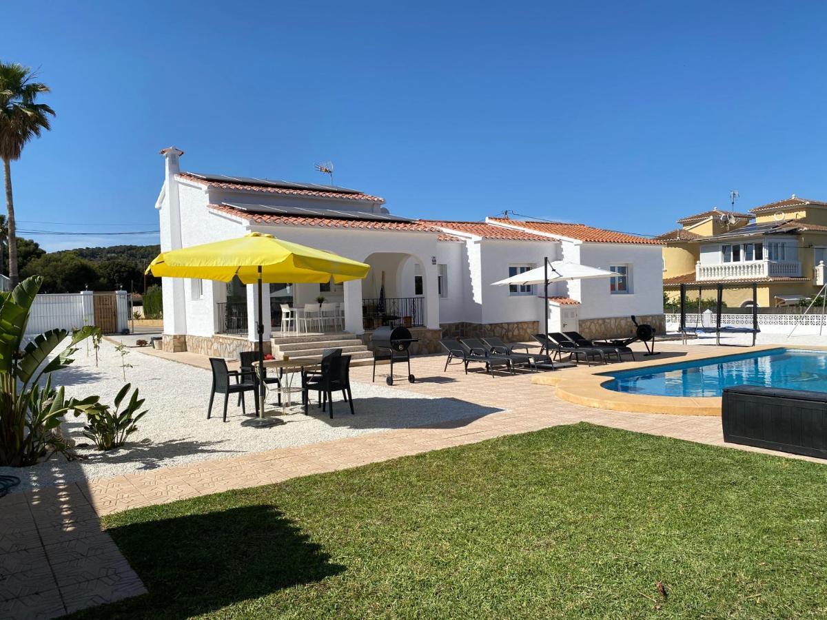 Villa Con Piscina, Soleada, Tranquila Y Centrica 卡尔佩 外观 照片