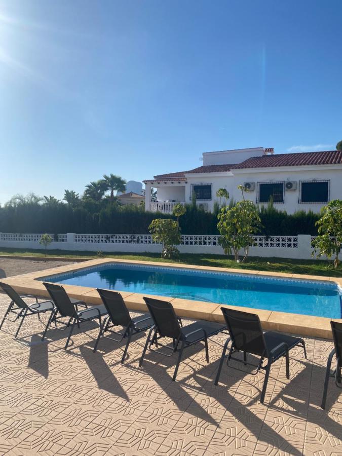 Villa Con Piscina, Soleada, Tranquila Y Centrica 卡尔佩 外观 照片
